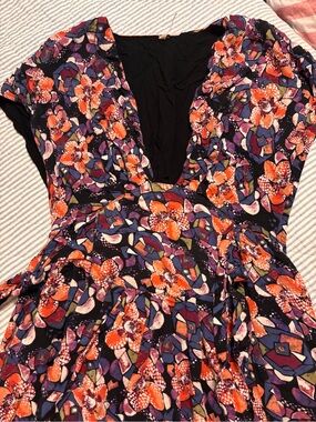 FREE PEOPLE Floral V-Neck Women’s Dress in Orange & Purple